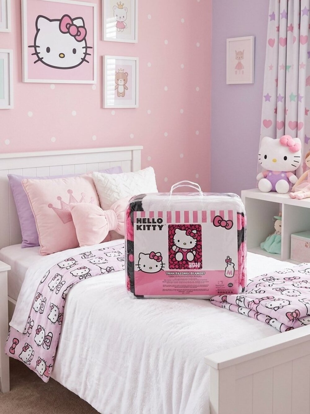 NWT Sanrio Hello Kitty Pink Twin Raschel Plush Blanket Soft